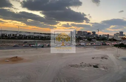 Apartment - Studio - 1 Bathroom for rent in Samana Golf Avenue - Dubai Studio City - Dubai