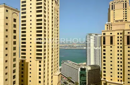 Apartment - 2 Bedrooms - 3 Bathrooms for rent in Rimal 1 - Rimal - Jumeirah Beach Residence - Dubai