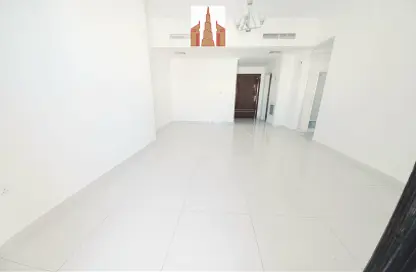 Apartment - 1 Bedroom - 2 Bathrooms for rent in Muwaileh Commercial - Sharjah