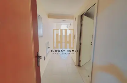 شقة - غرفة نوم - 1 حمام للايجار في بناية مويليح 3 - مويلح - الشارقة شقة - غرفة نوم - 1 حمام للايجار في بناية مويليح 3 - مويلح - الشارقة