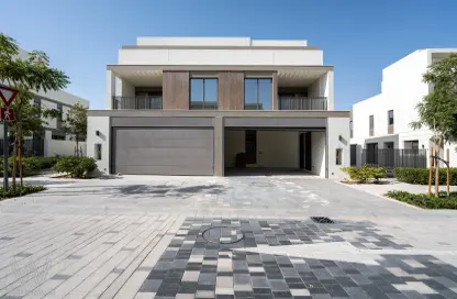 Villa - 4 Bedrooms - 5 Bathrooms for rent in Aura - Tilal Al Ghaf - Dubai