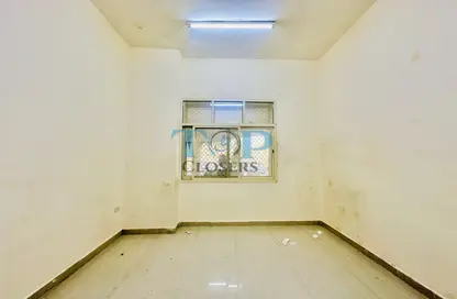 شقة - 3 غرف نوم - 3 حمامات للايجار في بيدا بن عمار - اشارج - العين