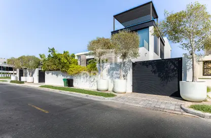 Villa - 5 Bedrooms - 6 Bathrooms for sale in Pearl Jumeirah Villas - Pearl Jumeirah - Jumeirah - Dubai