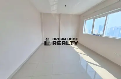 Apartment - 3 Bedrooms - 3 Bathrooms for rent in Al Taawun - Sharjah