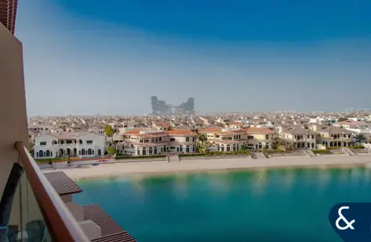 Apartment - Studio - 1 Bathroom for sale in Palm Views East - Palm Views - Palm Jumeirah - Dubai