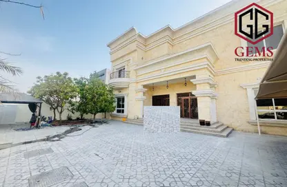 Villa - 5 Bedrooms - 6 Bathrooms for rent in Al Barsha South 2 - Al Barsha South - Al Barsha - Dubai