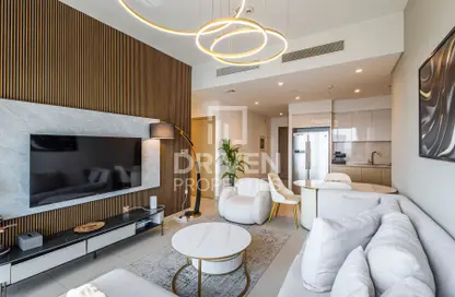 Apartment - 2 Bedrooms - 2 Bathrooms for rent in Burj Royale - Downtown Dubai - Dubai