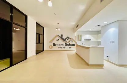 Apartment - 2 Bedrooms - 3 Bathrooms for rent in Iris Amber - Al Jaddaf - Dubai