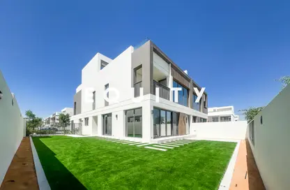 Villa - 4 Bedrooms - 5 Bathrooms for rent in Aura - Tilal Al Ghaf - Dubai