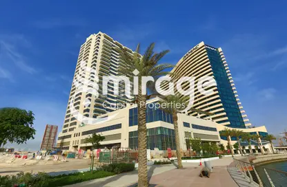 Apartment - 2 Bedrooms - 3 Bathrooms for sale in Marina Bay by DAMAC - Najmat Abu Dhabi - Al Reem Island - Abu Dhabi