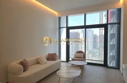 شقة - غرفة نوم - 2 حمامات للايجار في ذا ايست كريست - ديستريكت 17 - قرية جميرا الدائرية - دبي