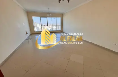 Apartment - 2 Bedrooms - 2 Bathrooms for rent in Al Taawun Street - Al Taawun - Sharjah