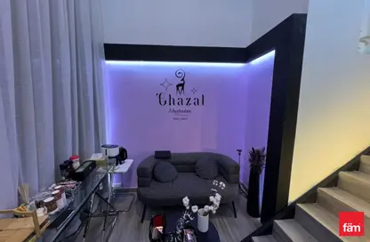 Retail - Studio for sale in Park Central - Business Bay - Dubai