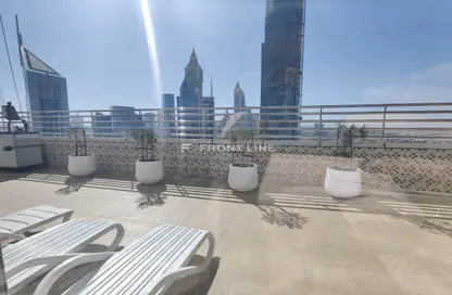 Apartment - 2 Bedrooms - 2 Bathrooms for rent in Blue Tower - Sheikh Zayed Road - Dubai