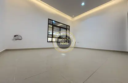Apartment - Studio - 1 Bathroom for rent in Al Rawdah - Abu Dhabi