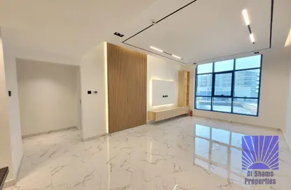 شقة - غرفة نوم - 2 حمامات للايجار في بناية الأمير - ارجان - دبي