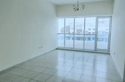 Apartment - 1 Bedroom - 2 Bathrooms for rent in Axis Residence 2 - Axis Residence - Dubai Silicon Oasis - Dubai