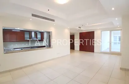 شقة - 2 غرف نوم - 3 حمامات للايجار في برج بن هندي - منخول - بر دبي - دبي شقة - 2 غرف نوم - 3 حمامات للايجار في برج بن هندي - منخول - بر دبي - دبي