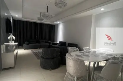 Apartment - 2 Bedrooms - 3 Bathrooms for sale in Gulfa Towers - Al Rashidiya 1 - Al Rashidiya - Ajman