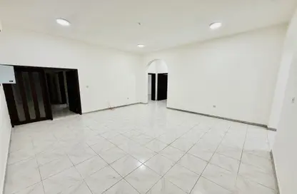 Apartment - 3 Bedrooms - 4 Bathrooms for rent in Al Jimi - Al Ain