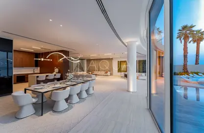 Villa - 6 Bedrooms - 7 Bathrooms for sale in Zuha Island Villas - The World Islands - Dubai