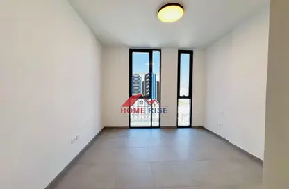 Apartment - Studio - 1 Bathroom for rent in The Link - East Village - Aljada - Sharjah