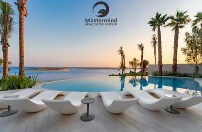 Villa - 6 Bedrooms - 7 Bathrooms for sale in Zuha Island Villas - The World Islands - Dubai