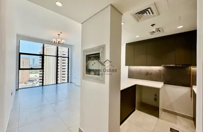 Apartment - 1 Bedroom - 2 Bathrooms for rent in Sama Al Jaddaf - Al Jaddaf - Dubai