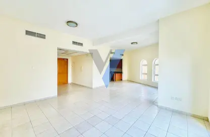 شقة - 2 غرف نوم - 3 حمامات للبيع في مبنى 108-137 - طراز حديث - ديسكفري غاردنز - دبي