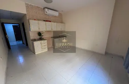 Apartment - Studio - 1 Bathroom for rent in Ajman 44 building - Al Hamidiya 1 - Al Hamidiya - Ajman