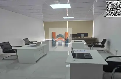 Business Centre - Studio - 2 Bathrooms for rent in Gate Tower 1 - Musheiref - Ajman