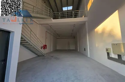 مستودع - استوديو - 1 حمام للايجار في الجرف الصناعية 1 - الجرف الصناعية - عجمان