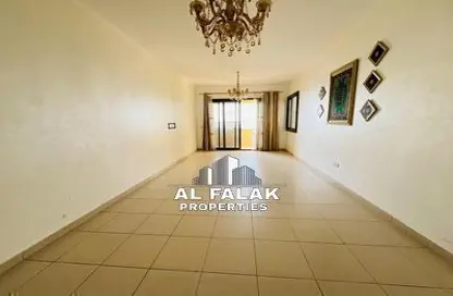 شقة - 2 غرف نوم - 4 حمامات للايجار في الممزر - الممزر - الشارقة - الشارقة
