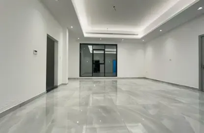 شقة - غرفة نوم - 1 حمام للايجار في فيلات مدينة خليفة آيه - مدينة خليفة أ - مدينة خليفة - أبوظبي