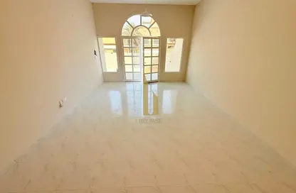 Villa - 3 Bedrooms - 3 Bathrooms for rent in Umm Suqeim 2 Villas - Umm Suqeim 2 - Umm Suqeim - Dubai