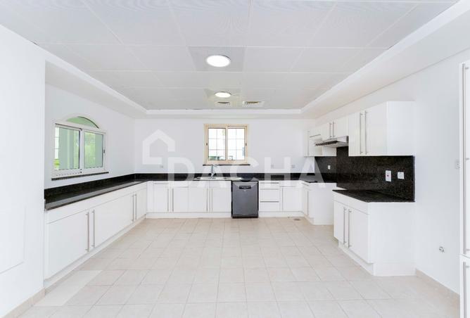 15332900 - Property Image 2