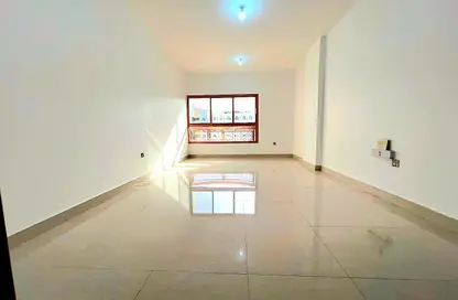 Apartment - 2 Bedrooms - 2 Bathrooms for rent in Khalidiya Street - Al Khalidiya - Abu Dhabi