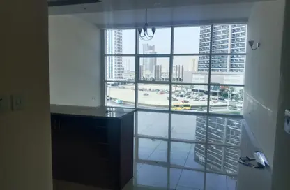 Apartment - 2 Bedrooms - 2 Bathrooms for rent in Oasis Tower 1 - Dubai Sports City - Dubai