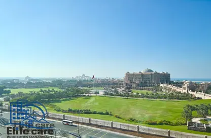 Apartment - 2 Bedrooms - 3 Bathrooms for rent in Etihad Tower 4 - Etihad Towers - Corniche Road - Abu Dhabi