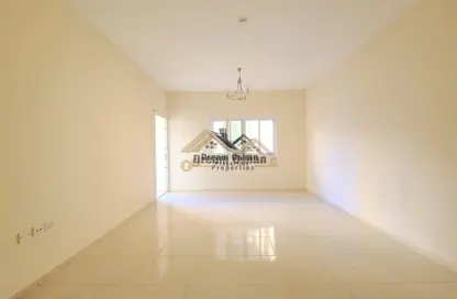Apartment - 1 Bedroom - 2 Bathrooms for rent in Muwaileh Commercial - Sharjah