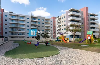 Apartment - 2 Bedrooms - 2 Bathrooms for sale in Tower 22 - Al Reef Downtown - Al Reef - Abu Dhabi