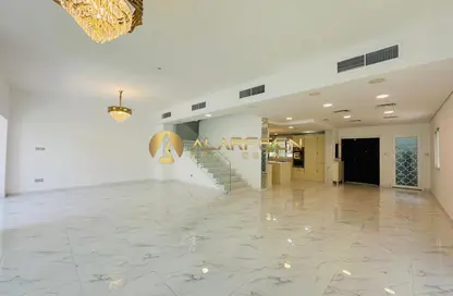 Villa - 4 Bedrooms - 6 Bathrooms for rent in Circle Villas - Jumeirah Village Circle - Dubai
