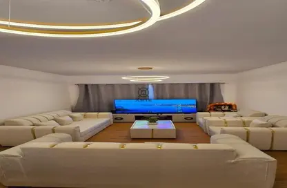 Apartment - 2 Bedrooms - 4 Bathrooms for rent in Lake Point Tower - JLT Cluster N - Jumeirah Lake Towers - Dubai