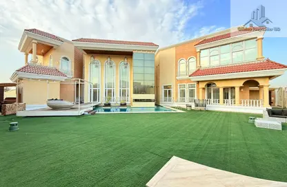 Villa - 6 Bedrooms - 7+ Bathrooms for rent in Nad Al Sheba 4 - Nad Al Sheba - Dubai