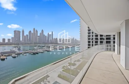 Apartment - 3 Bedrooms - 3 Bathrooms for rent in Palace Beach Residence - EMAAR Beachfront - Dubai Harbour - Dubai