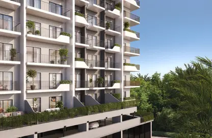 Apartment - Studio - 1 Bathroom for sale in Weybridge Gardens - Dubai Land Residence Complex - Dubai