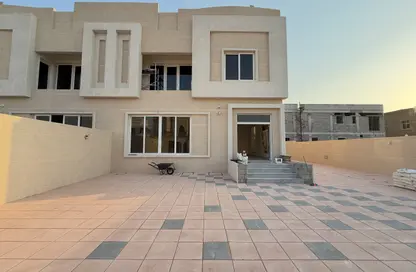 Villa - 3 Bedrooms - 5 Bathrooms for rent in Hoshi 2 - Hoshi - Al Badie - Sharjah