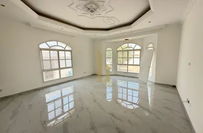 Villa - 5 Bedrooms - 5 Bathrooms for rent in Umm Suqeim 3 Villas - Umm Suqeim 3 - Umm Suqeim - Dubai