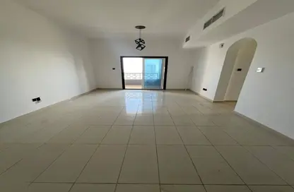 Apartment - 1 Bedroom - 2 Bathrooms for rent in Al Majaz 3 - Al Majaz - Sharjah