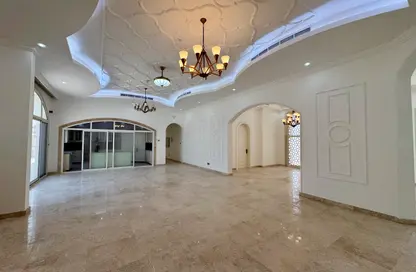 Villa - 6 Bedrooms - 7+ Bathrooms for rent in Nad Al Sheba Gardens - Nad Al Sheba 1 - Nad Al Sheba - Dubai
